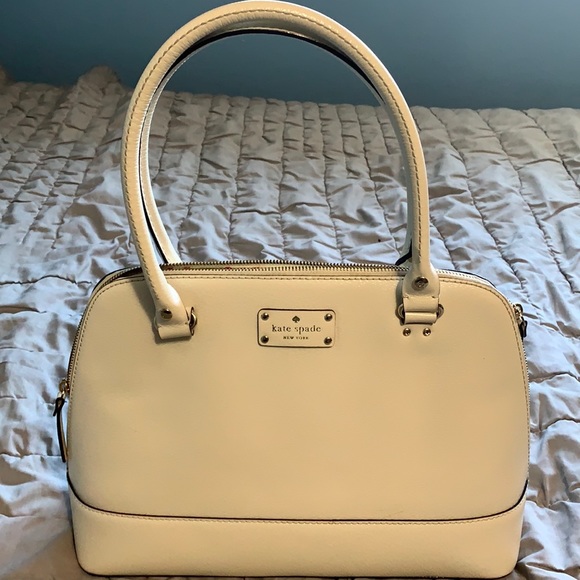 Kate Spade purse - Picture 1 of 3